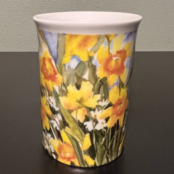 Two Fine Bone China Cups ~ Art by Sue Ellen Wilder ~ Iris ~ Daffodils ~ England - Picture 2 of 8